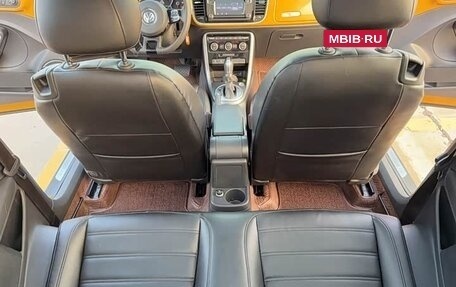 Volkswagen Beetle, 2017 год, 1 987 000 рублей, 15 фотография