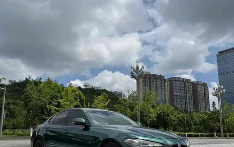 Alfa Romeo Giulia II, 2018 год, 4 309 999 рублей, 3 фотография