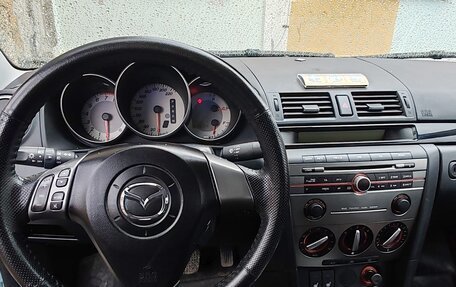 Mazda 3, 2006 год, 1 000 000 рублей, 7 фотография