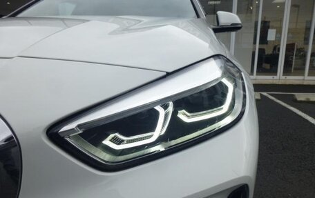 BMW 1 серия, 2021 год, 1 560 000 рублей, 7 фотография