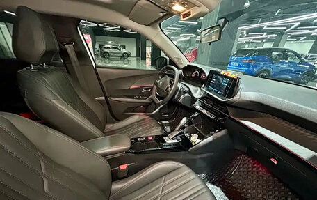 Peugeot 2008 II, 2024 год, 1 709 999 рублей, 32 фотография