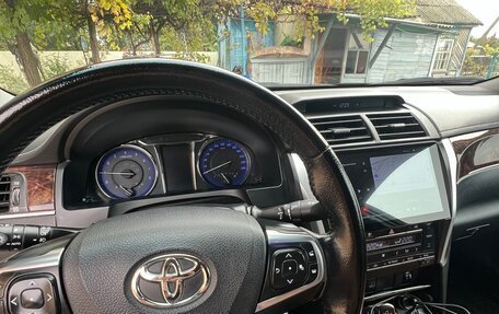 Toyota Camry, 2016 год, 2 390 000 рублей, 6 фотография