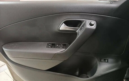 Volkswagen Polo VI (EU Market), 2017 год, 1 150 000 рублей, 14 фотография