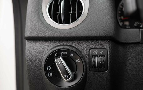 Volkswagen Tiguan I, 2010 год, 980 000 рублей, 18 фотография