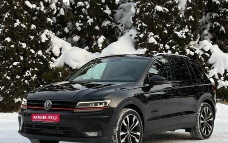 Volkswagen Tiguan II, 2018 год, 3 100 000 рублей, 1 фотография