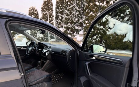 Volkswagen Tiguan II, 2018 год, 3 100 000 рублей, 29 фотография