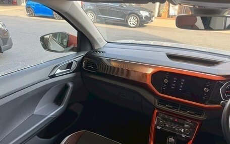 Volkswagen T-Cross I, 2020 год, 1 100 000 рублей, 12 фотография