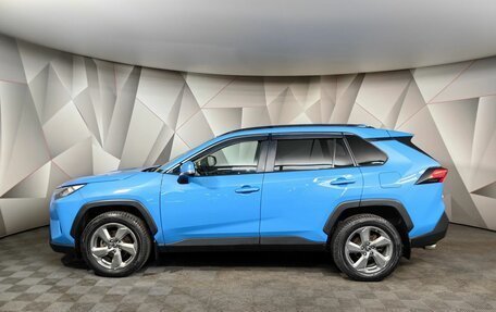 Toyota RAV4, 2020 год, 2 990 000 рублей, 5 фотография
