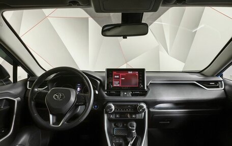 Toyota RAV4, 2020 год, 2 990 000 рублей, 14 фотография