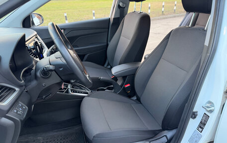 Hyundai Solaris II рестайлинг, 2017 год, 1 600 000 рублей, 12 фотография