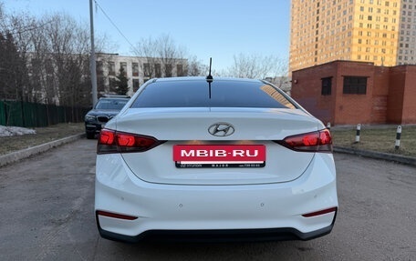 Hyundai Solaris II рестайлинг, 2017 год, 1 600 000 рублей, 9 фотография