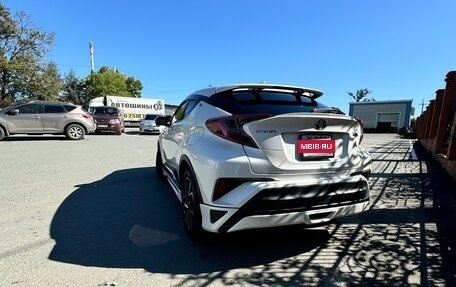 Toyota C-HR I рестайлинг, 2018 год, 1 980 000 рублей, 4 фотография