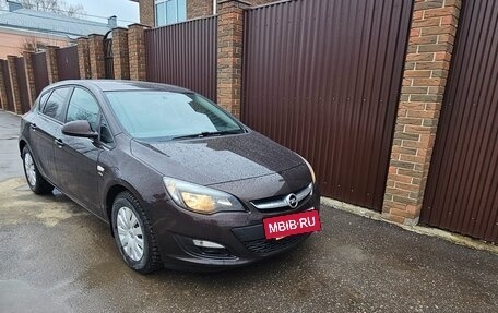 Opel Astra J, 2013 год, 870 000 рублей, 2 фотография