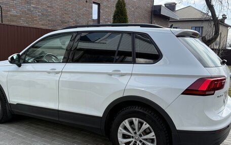 Volkswagen Tiguan II, 2020 год, 2 550 000 рублей, 3 фотография