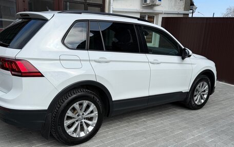 Volkswagen Tiguan II, 2020 год, 2 550 000 рублей, 4 фотография