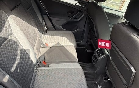 Volkswagen Tiguan II, 2020 год, 2 550 000 рублей, 8 фотография