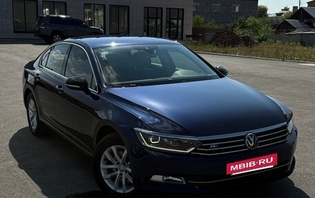 Volkswagen Passat B8 рестайлинг, 2019 год, 2 700 000 рублей, 11 фотография