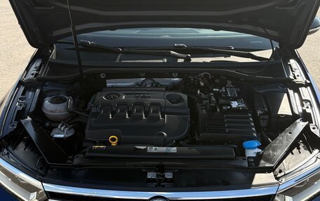 Volkswagen Passat B8 рестайлинг, 2019 год, 2 700 000 рублей, 27 фотография