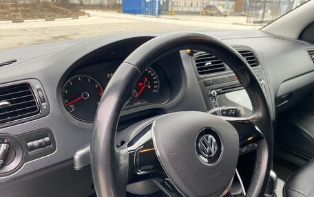 Volkswagen Polo VI (EU Market), 2015 год, 1 260 000 рублей, 13 фотография