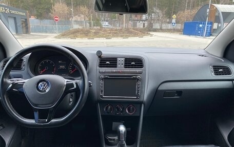 Volkswagen Polo VI (EU Market), 2015 год, 1 260 000 рублей, 21 фотография