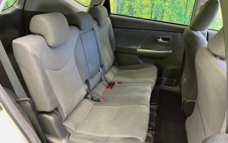 Toyota Prius Alpha I (ZVW40/41), 2011 год, 1 500 000 рублей, 14 фотография