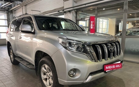 Toyota Land Cruiser Prado 150 рестайлинг 2, 2016 год, 3 599 000 рублей, 2 фотография