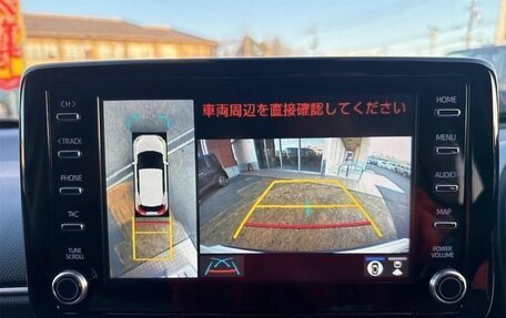 Toyota Yaris Cross, 2021 год, 1 320 000 рублей, 11 фотография