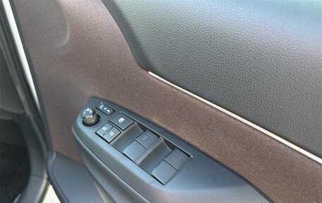 Toyota Yaris Cross, 2021 год, 1 320 000 рублей, 15 фотография