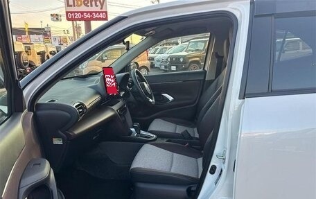 Toyota Yaris Cross, 2021 год, 1 320 000 рублей, 19 фотография