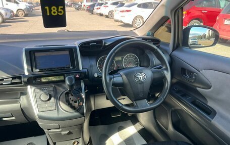 Toyota Wish II, 2010 год, 1 299 999 рублей, 18 фотография