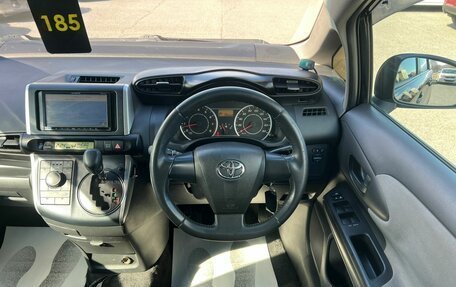 Toyota Wish II, 2010 год, 1 299 999 рублей, 20 фотография