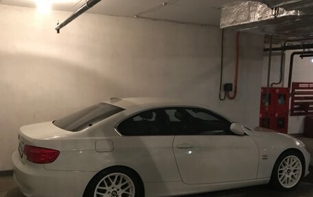 BMW 3 серия, 2010 год, 1 550 000 рублей, 3 фотография