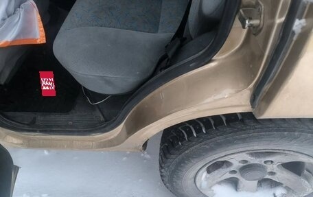 Chevrolet Niva I рестайлинг, 2004 год, 250 000 рублей, 3 фотография