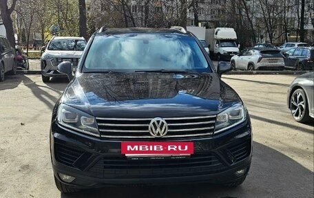 Volkswagen Touareg III, 2016 год, 3 300 000 рублей, 11 фотография