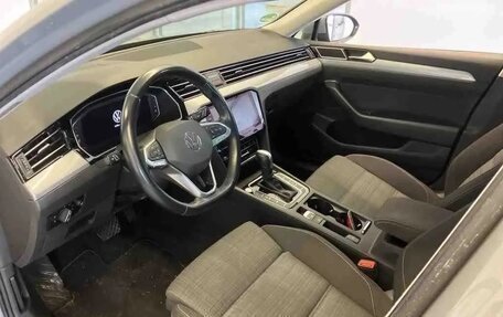 Volkswagen Passat B8 рестайлинг, 2021 год, 2 092 000 рублей, 6 фотография