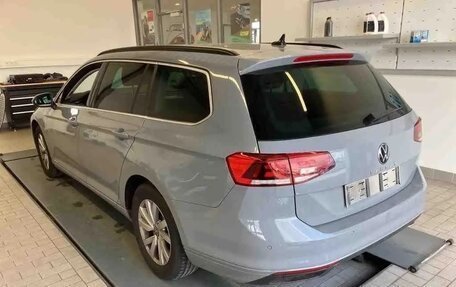 Volkswagen Passat B8 рестайлинг, 2021 год, 2 092 000 рублей, 4 фотография