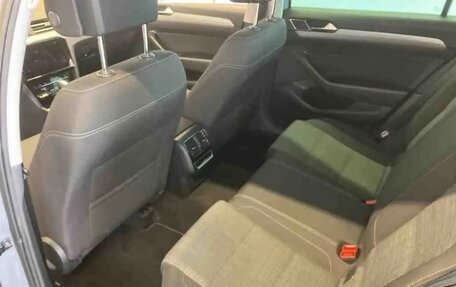 Volkswagen Passat B8 рестайлинг, 2021 год, 2 092 000 рублей, 7 фотография