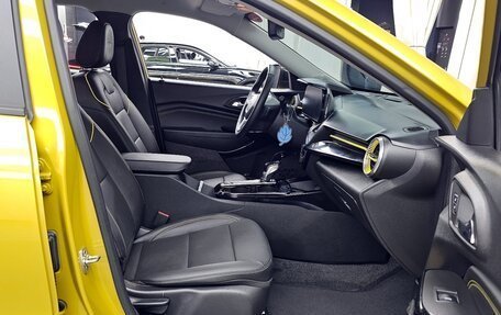 Chevrolet Trax, 2023 год, 1 609 999 рублей, 6 фотография