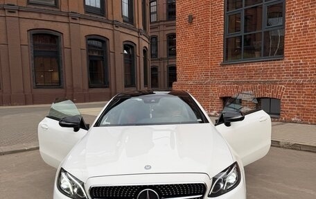 Mercedes-Benz E-Класс, 2017 год, 3 100 000 рублей, 1 фотография