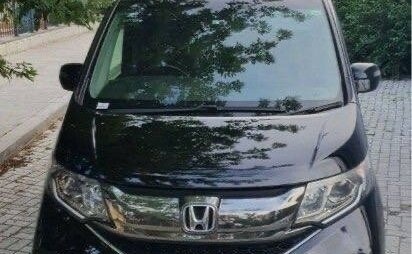 Honda Stepwgn IV, 2017 год, 1 650 000 рублей, 1 фотография