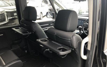 Honda Stepwgn IV, 2016 год, 1 550 000 рублей, 21 фотография