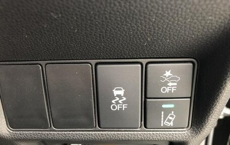 Honda Stepwgn IV, 2016 год, 1 550 000 рублей, 24 фотография