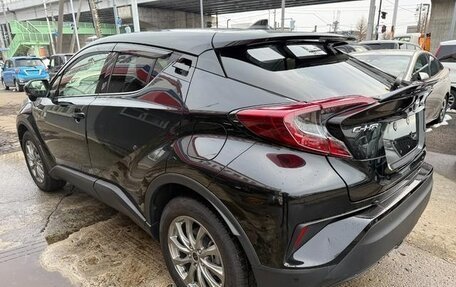 Toyota C-HR I рестайлинг, 2019 год, 1 400 350 рублей, 3 фотография