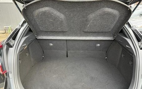 Toyota C-HR I рестайлинг, 2019 год, 1 400 350 рублей, 8 фотография