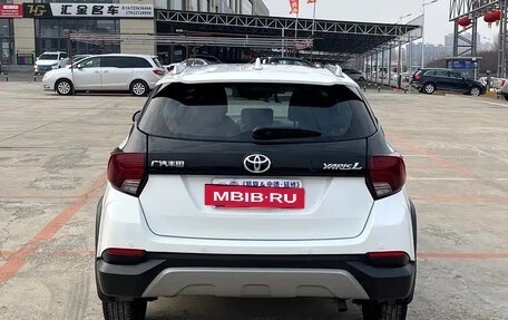 Toyota Yaris XP150 рестайлинг, 2021 год, 980 000 рублей, 5 фотография