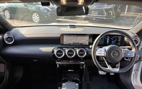 Mercedes-Benz CLA, 2022 год, 2 220 000 рублей, 10 фотография