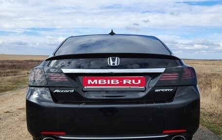 Honda Accord IX рестайлинг, 2013 год, 1 750 000 рублей, 2 фотография