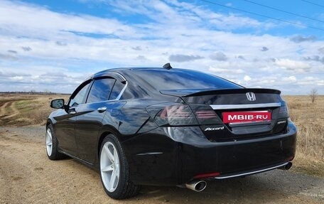 Honda Accord IX рестайлинг, 2013 год, 1 750 000 рублей, 4 фотография