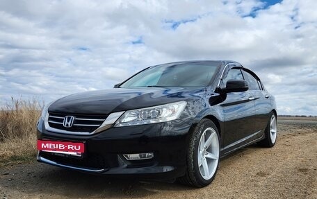Honda Accord IX рестайлинг, 2013 год, 1 750 000 рублей, 3 фотография