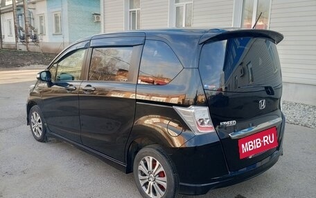 Honda Freed I, 2014 год, 1 300 000 рублей, 7 фотография